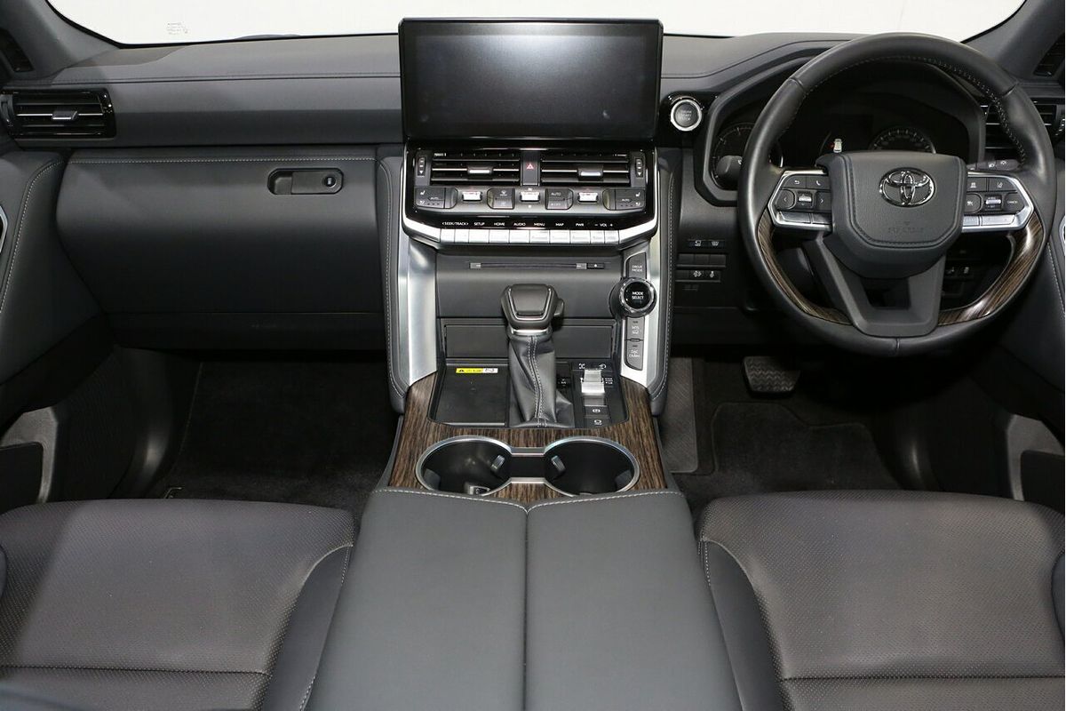 2024 Toyota Landcruiser VX FJA300R