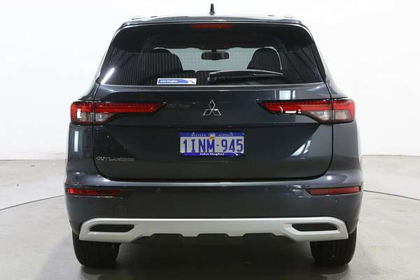 2024 Mitsubishi Outlander LS ZM