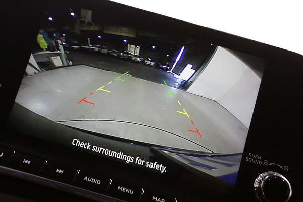 2024 Mitsubishi Outlander LS ZM