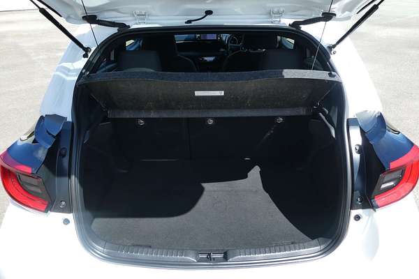 2022 Toyota Yaris SX Hybrid MXPH10R