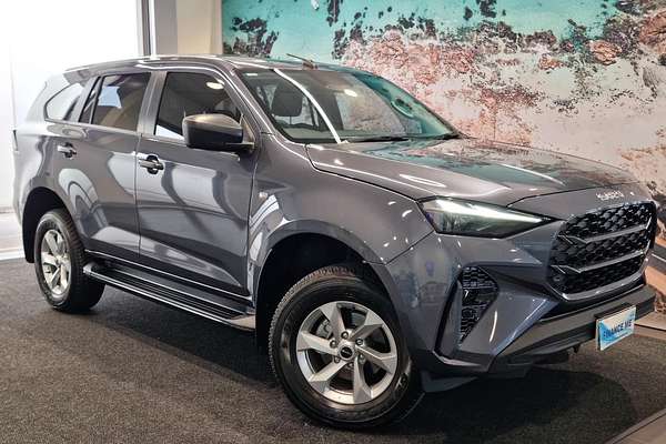 2025 Isuzu MU-X LS-M