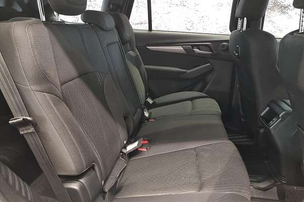 2025 Isuzu MU-X LS-M