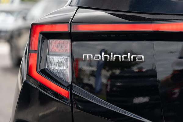 2025 Mahindra XUV3XO AX5L