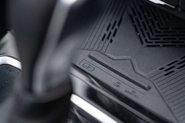 2025 Mahindra XUV3XO AX5L