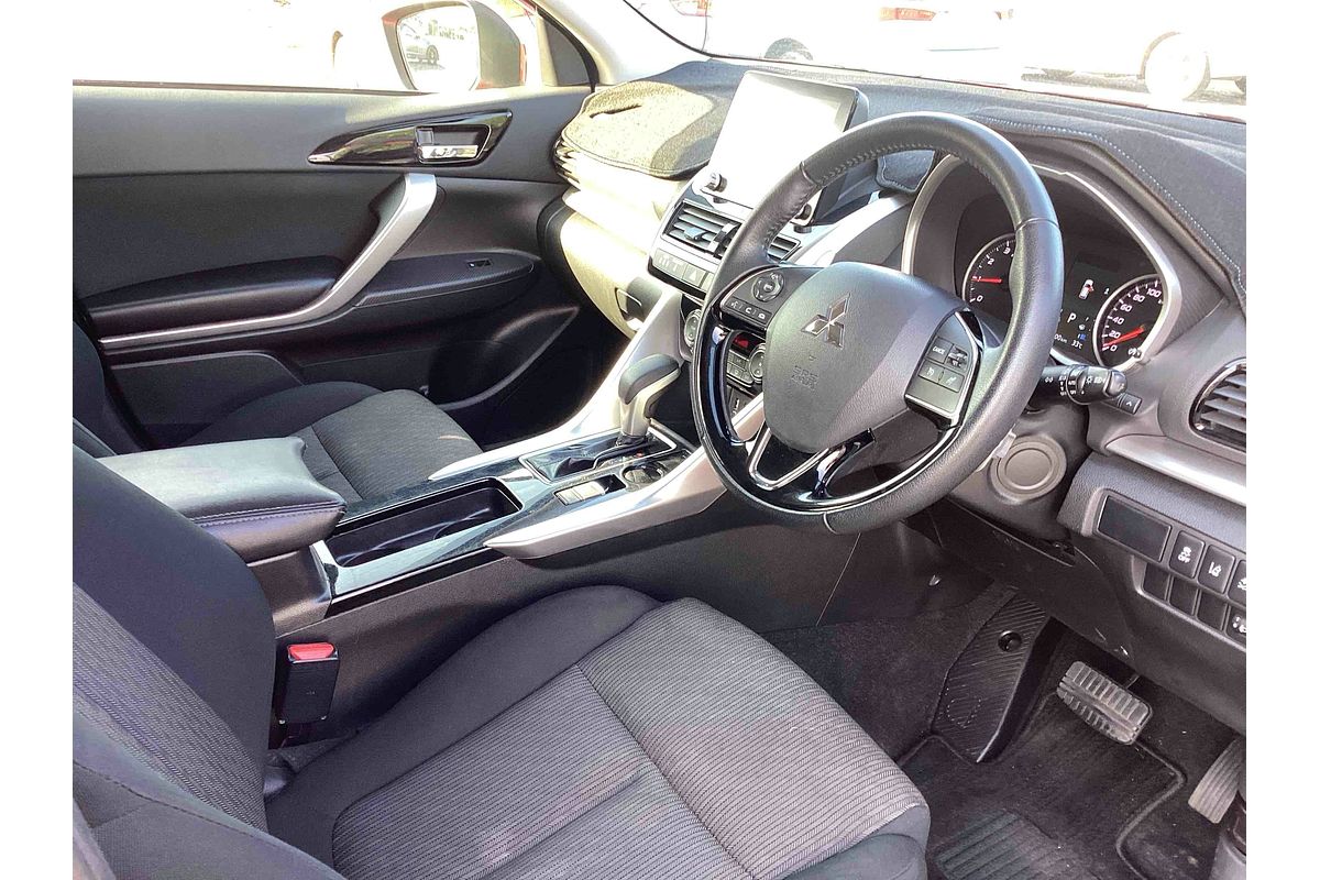 2021 Mitsubishi Eclipse Cross LS YB