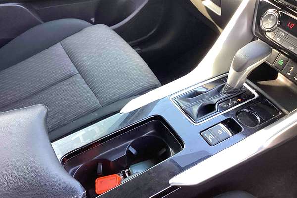 2021 Mitsubishi Eclipse Cross LS YB