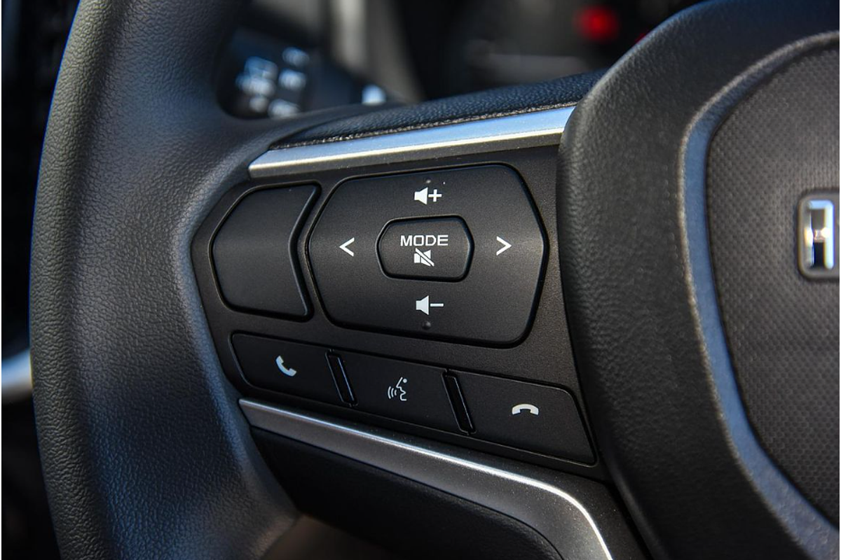 2025 Isuzu MU-X LS-M