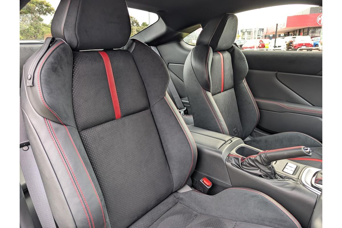 2025 Subaru BRZ S ZD8