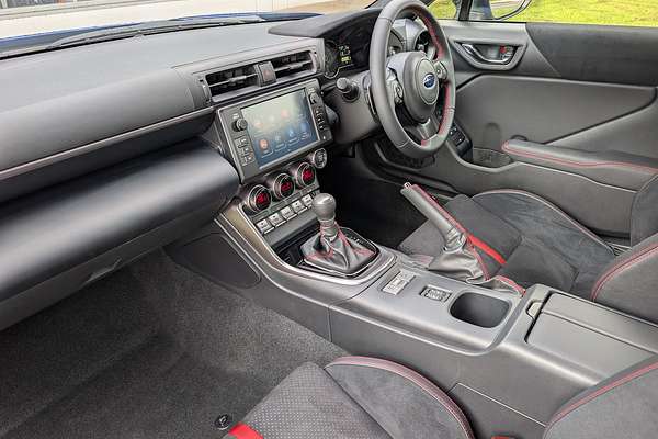 2025 Subaru BRZ S ZD8