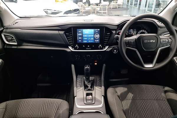 2025 Isuzu MU-X LS-M