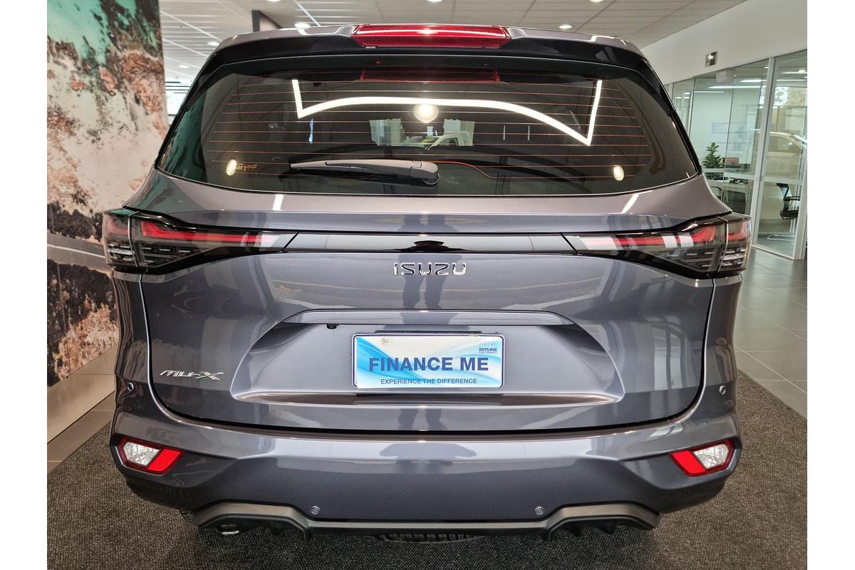 2025 Isuzu MU-X LS-M