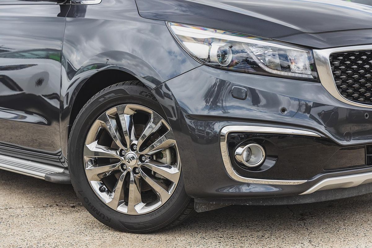 2017 Kia Carnival Platinum YP