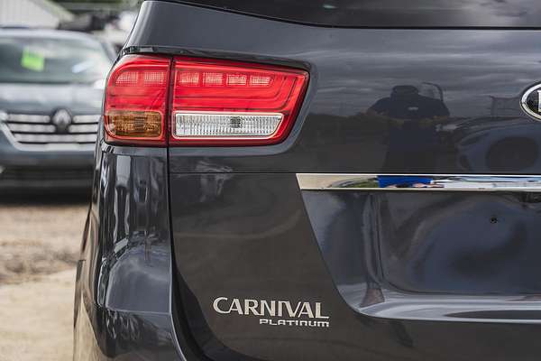 2017 Kia Carnival Platinum YP