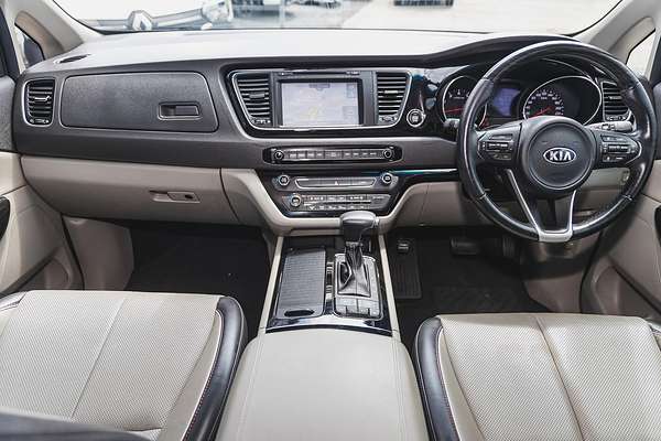 2017 Kia Carnival Platinum YP
