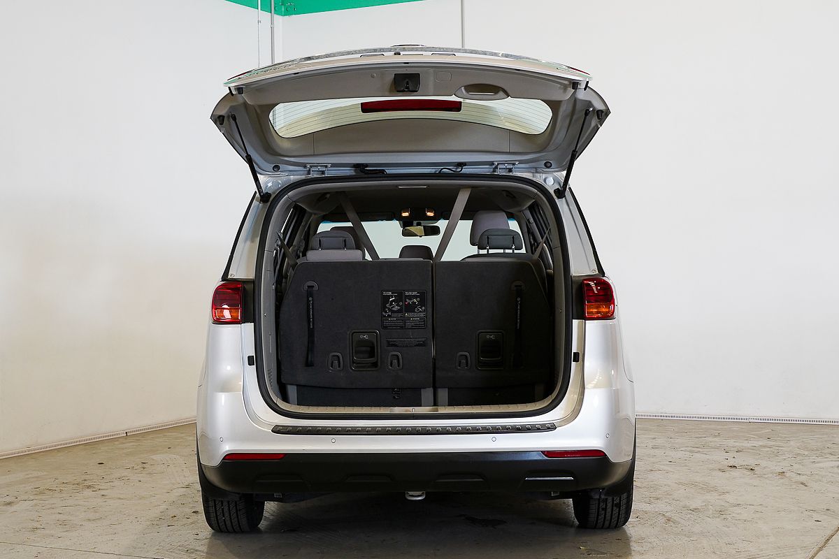 2018 Kia Carnival S YP