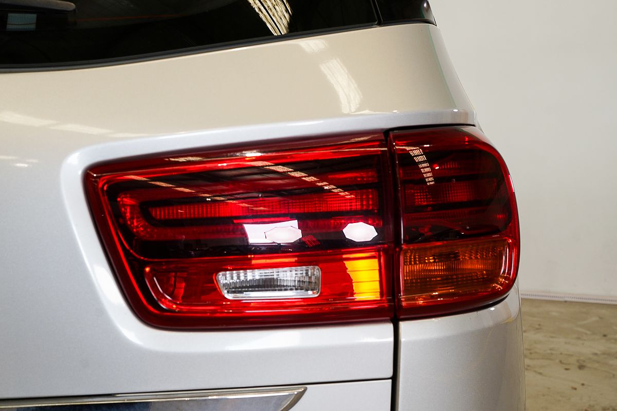 2018 Kia Carnival S YP