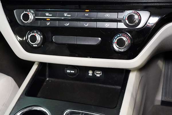 2018 Kia Carnival S YP