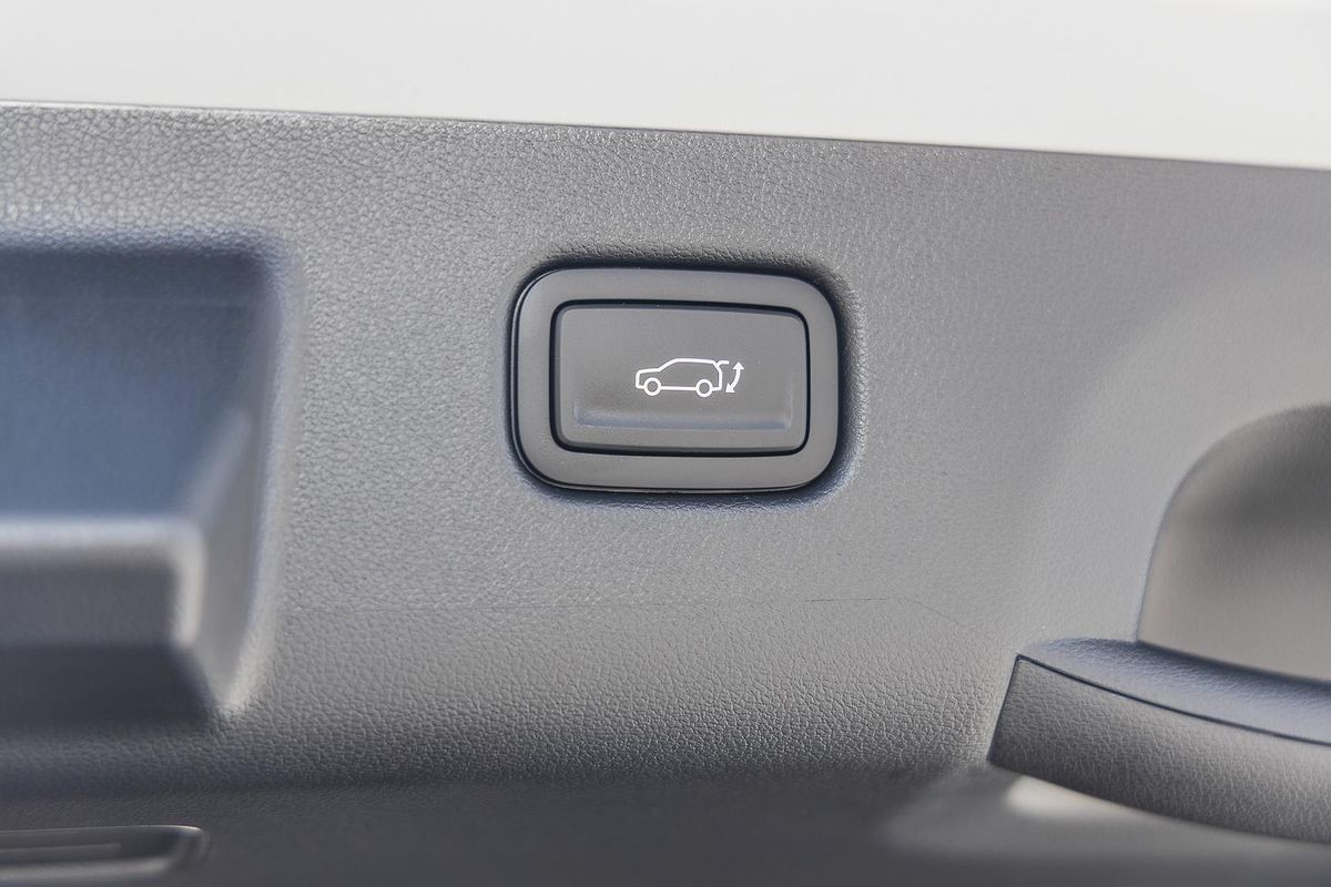 2025 Hyundai Kona Premium N Line SX2.V3