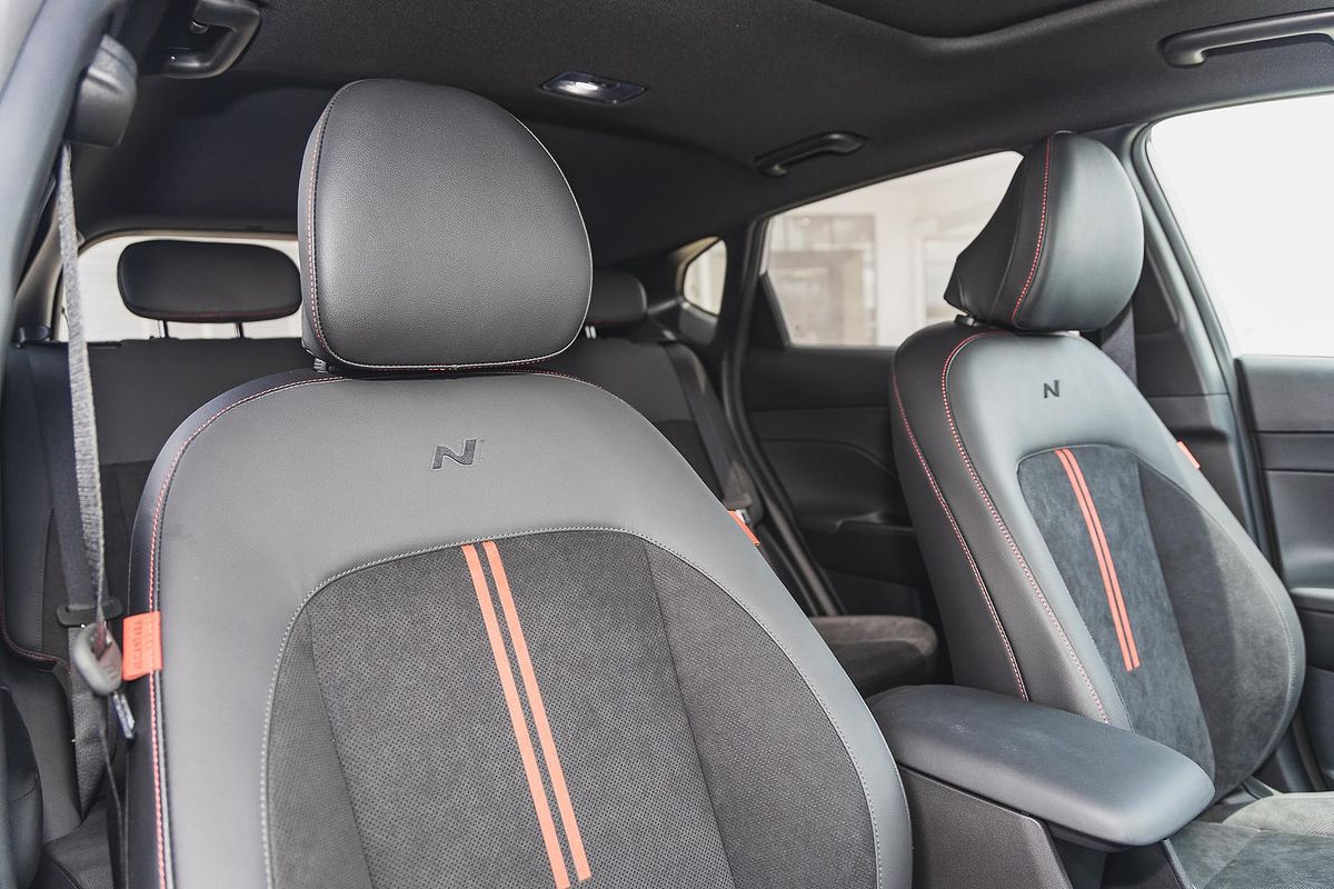 2025 Hyundai Kona Premium N Line SX2.V3