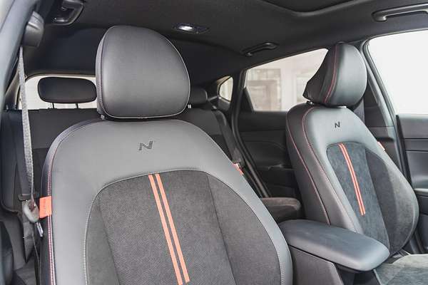2025 Hyundai Kona Premium N Line SX2.V3