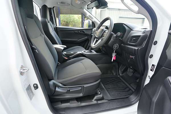 2025 Isuzu D-MAX SX 4X4