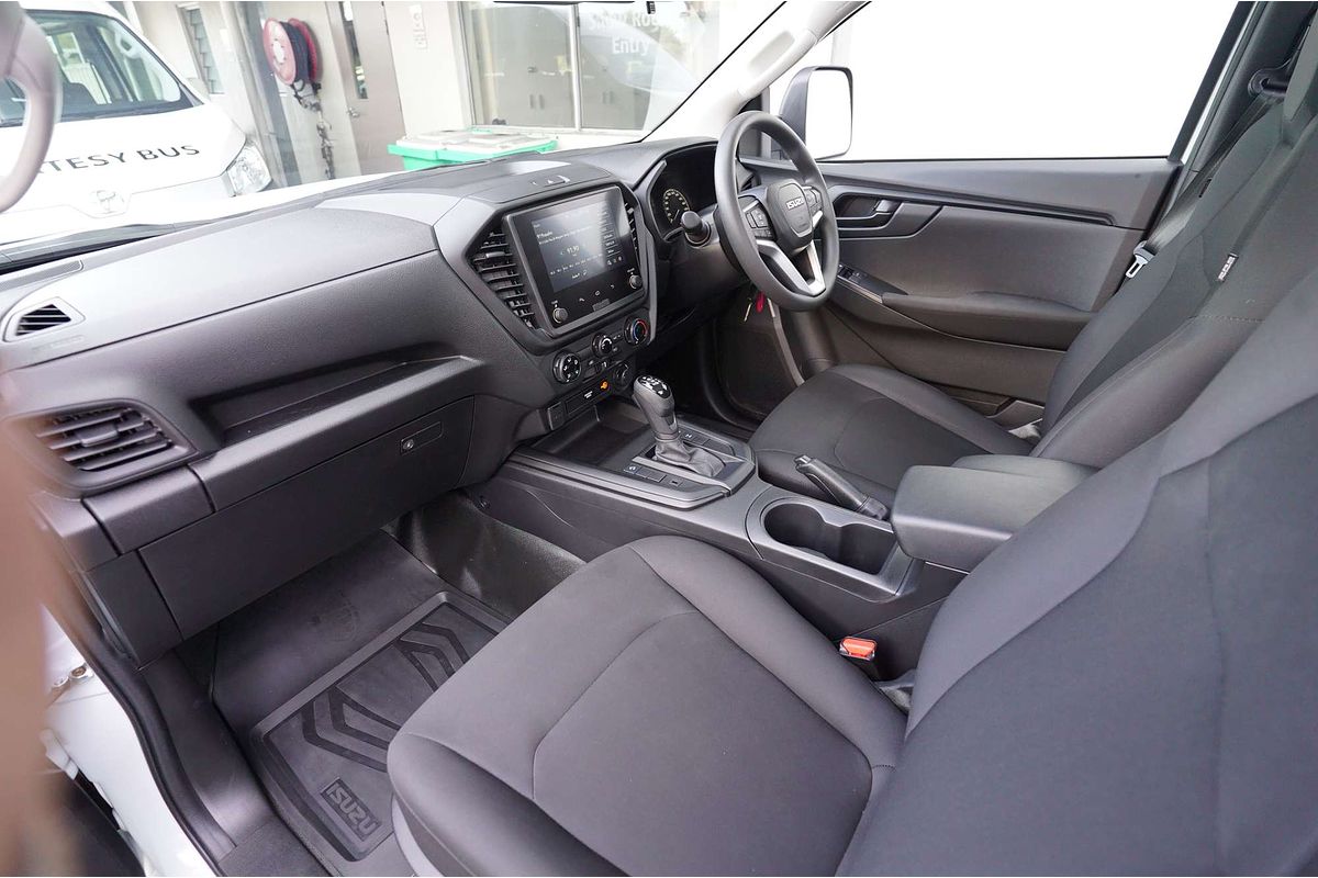 2025 Isuzu D-MAX SX 4X4