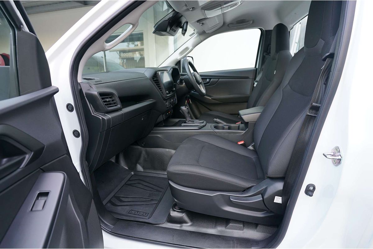 2025 Isuzu D-MAX SX 4X4