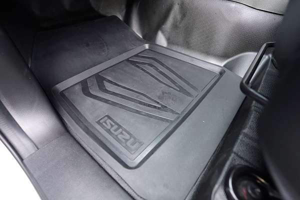 2025 Isuzu D-MAX SX 4X4