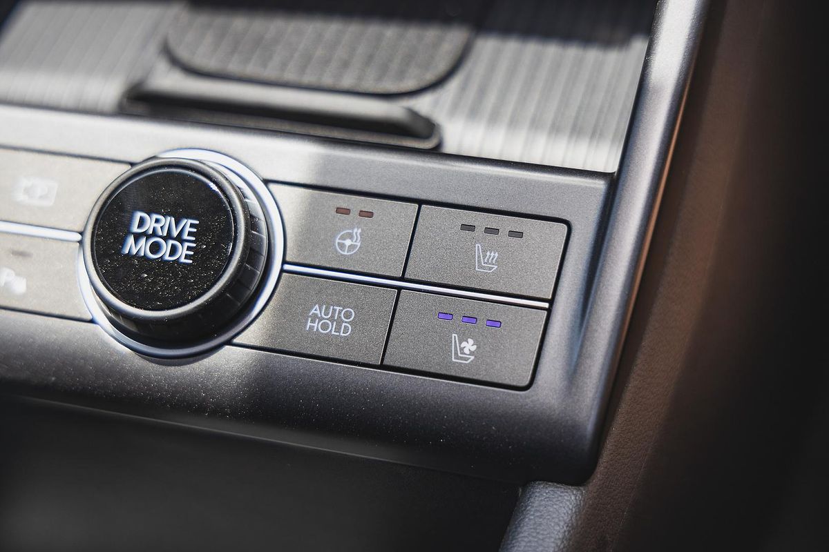 2025 Hyundai Kona Premium N Line SX2.V3