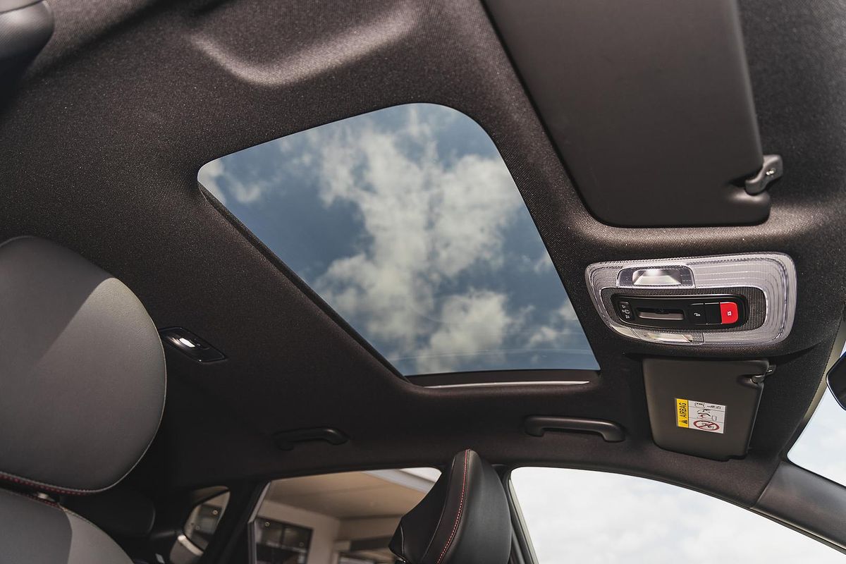 2025 Hyundai Kona Premium N Line SX2.V3