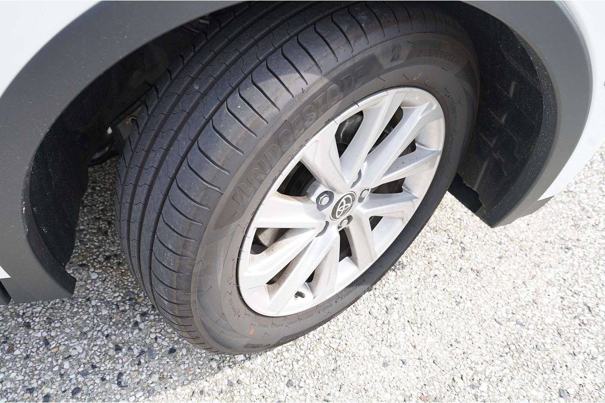 2024 Toyota C-HR GXL ZYX20R