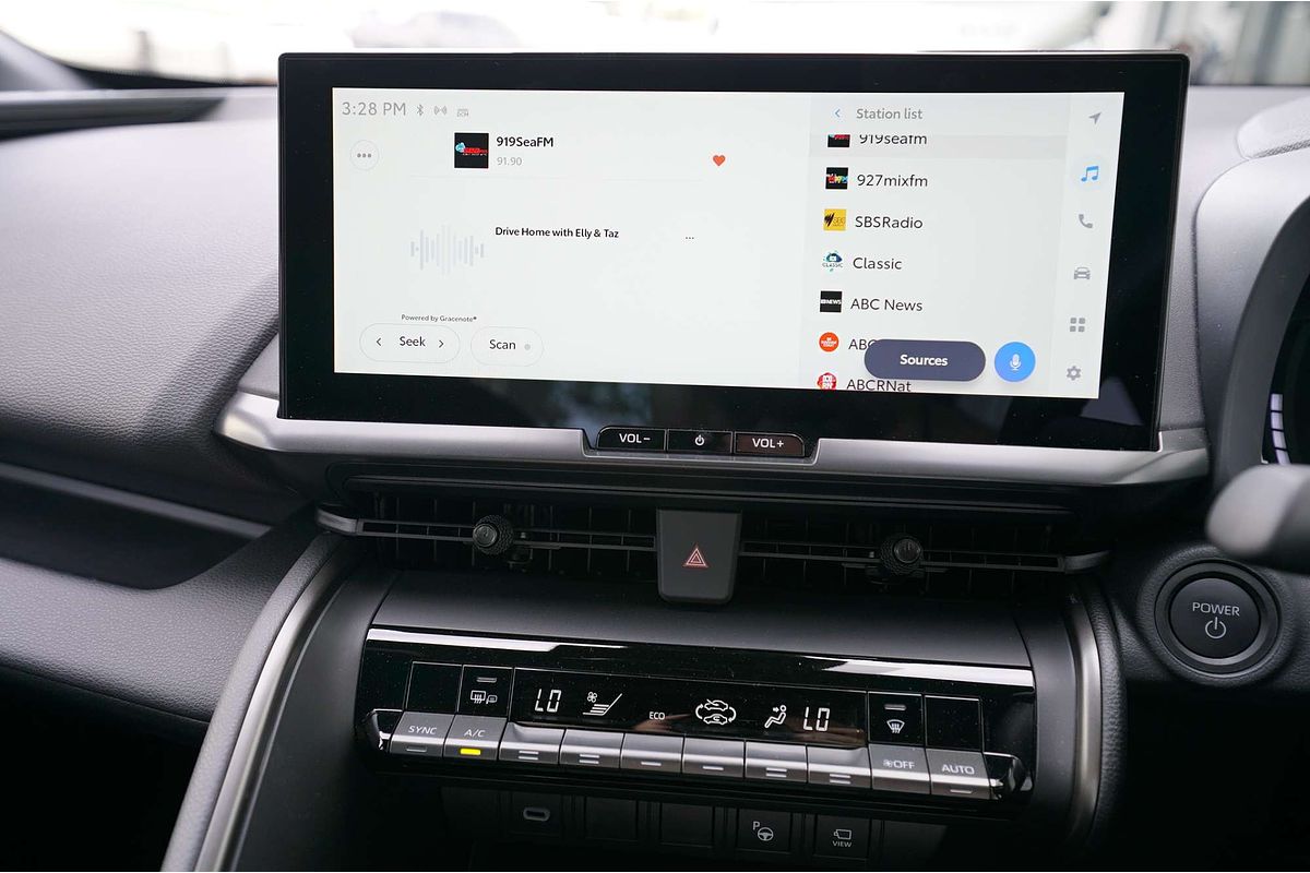 2024 Toyota C-HR GXL ZYX20R