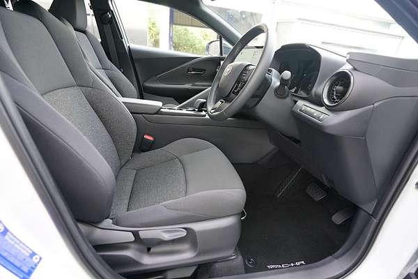 2024 Toyota C-HR GXL ZYX20R