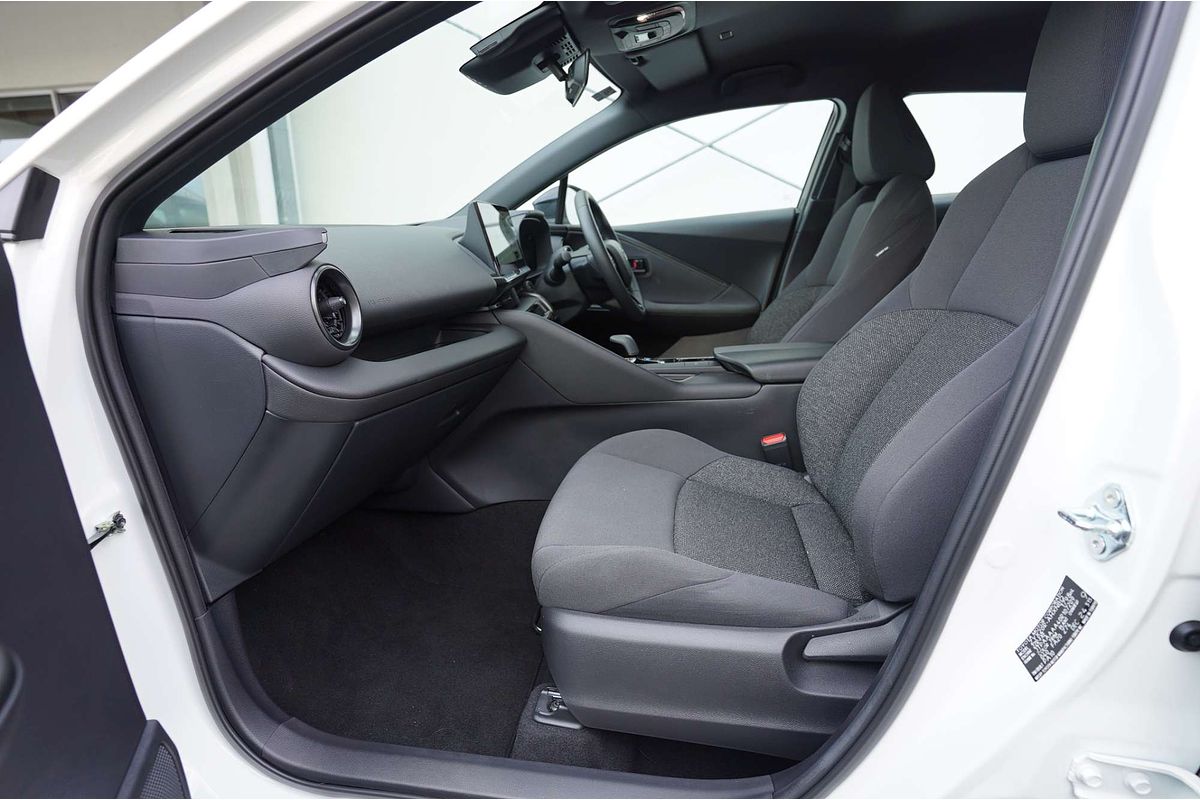 2024 Toyota C-HR GXL ZYX20R