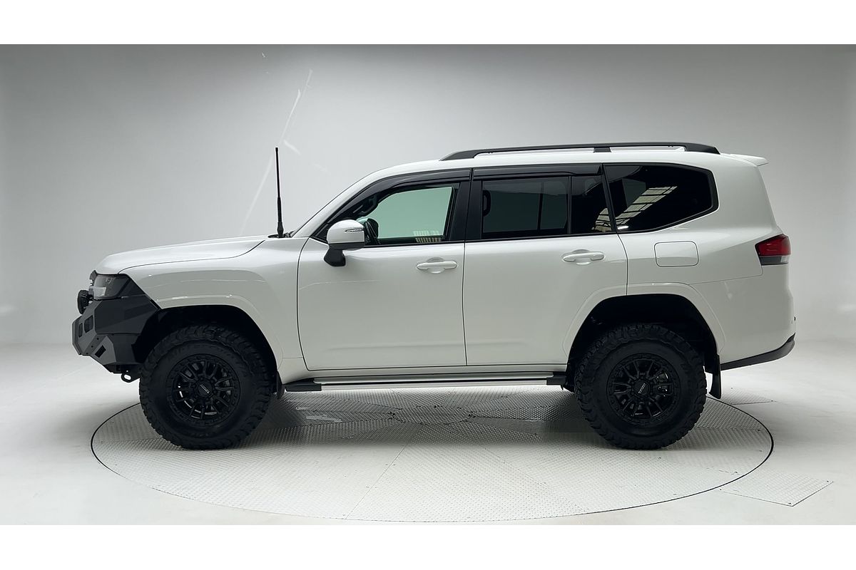 2023 Toyota Landcruiser GXL FJA300R