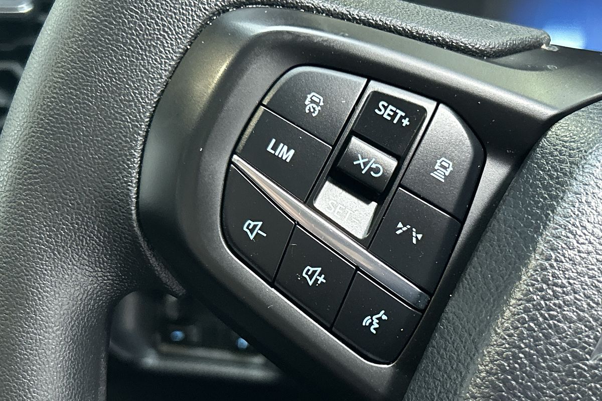 2024 Ford Everest Ambiente 2.0L