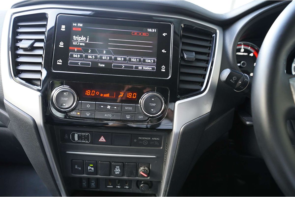 2023 Mitsubishi Triton GLS MR 4X4