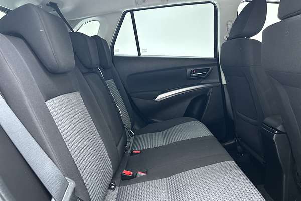 2023 Suzuki S-Cross JYB