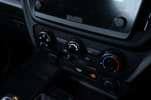 2024 Isuzu D-MAX SX 4X4