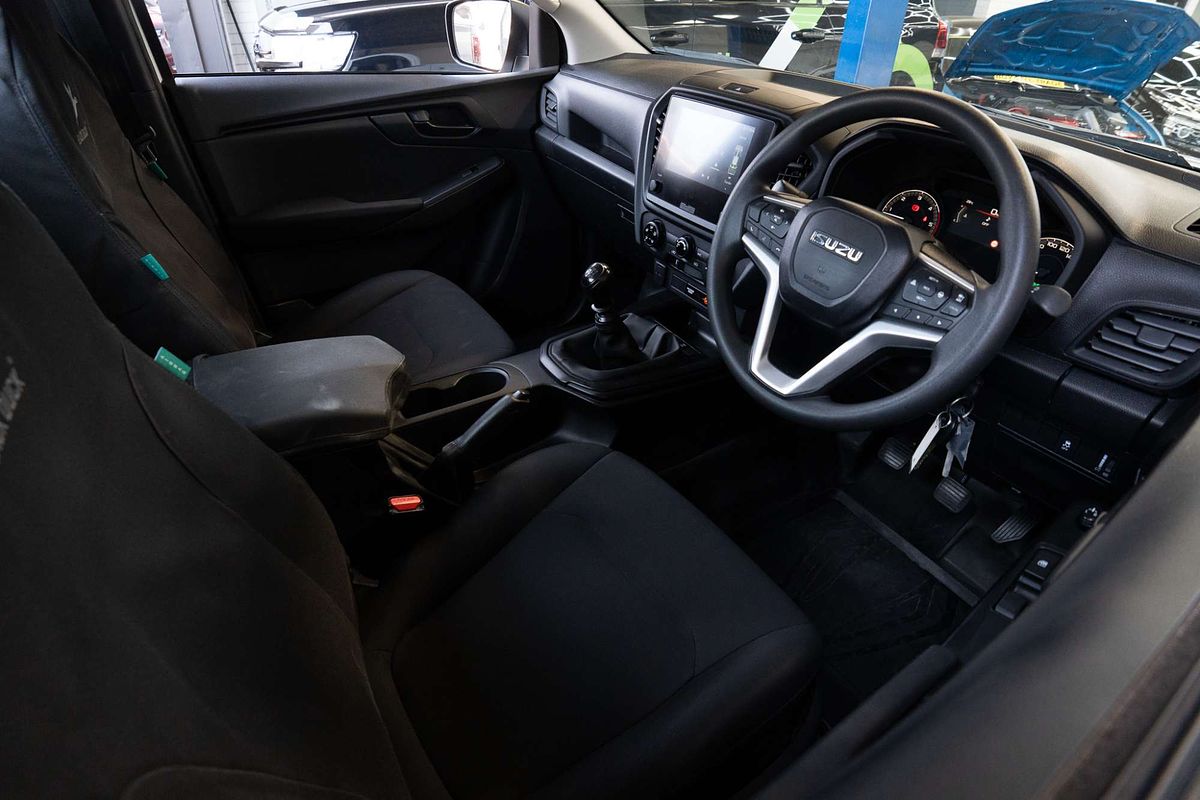 2024 Isuzu D-MAX SX 4X4