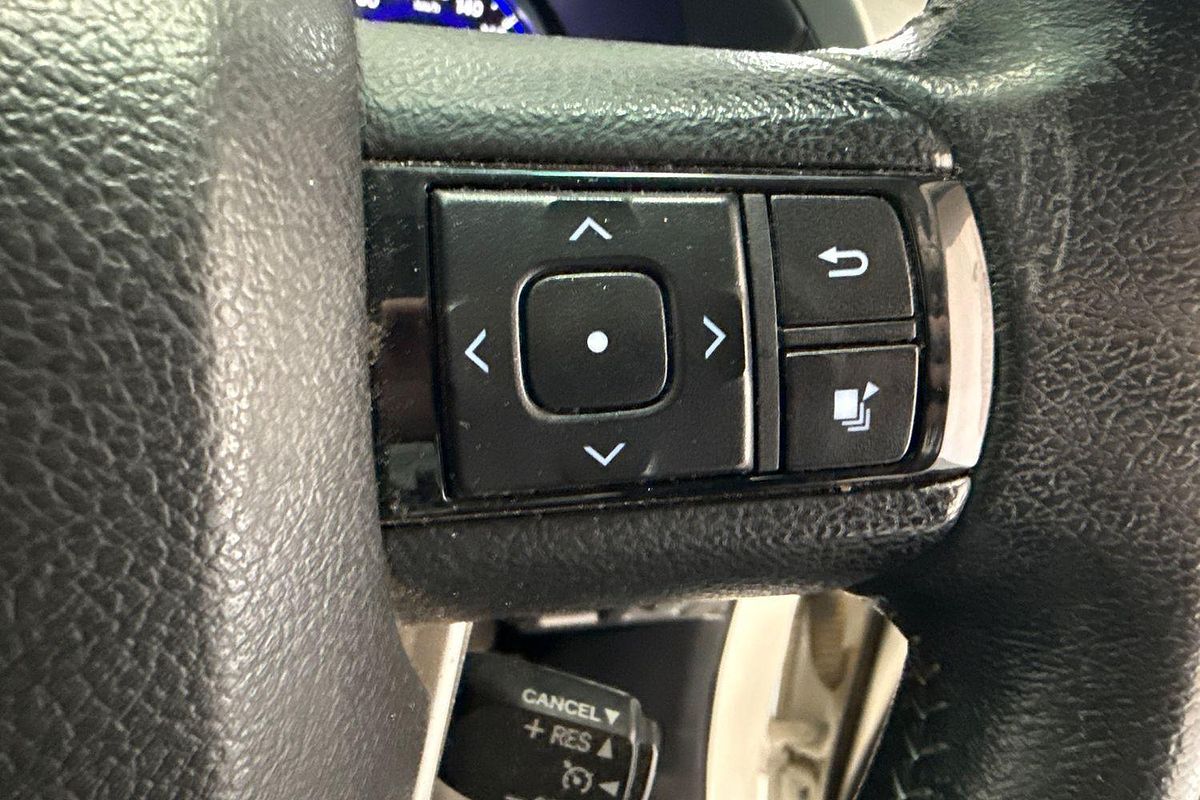 2017 Toyota Hilux SR5 GUN126R 4X4