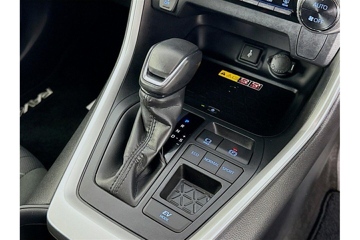 2022 Toyota RAV4 GXL AXAH52R