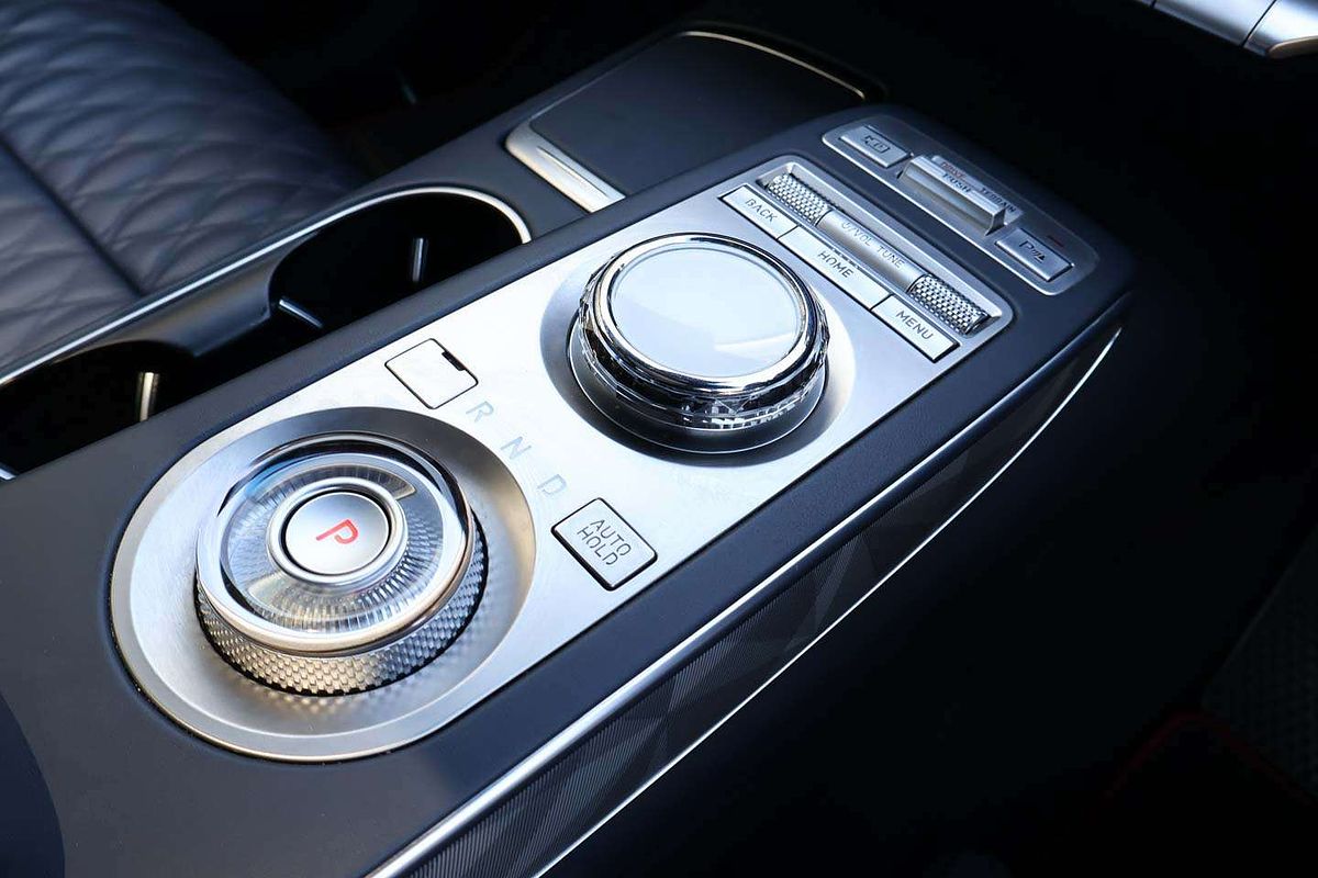 2022 Genesis GV70 3.5T AWD Sport JK.V2