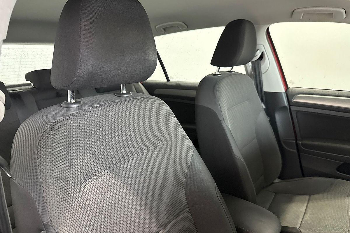 2015 Volkswagen Golf 90TSI Comfortline 7