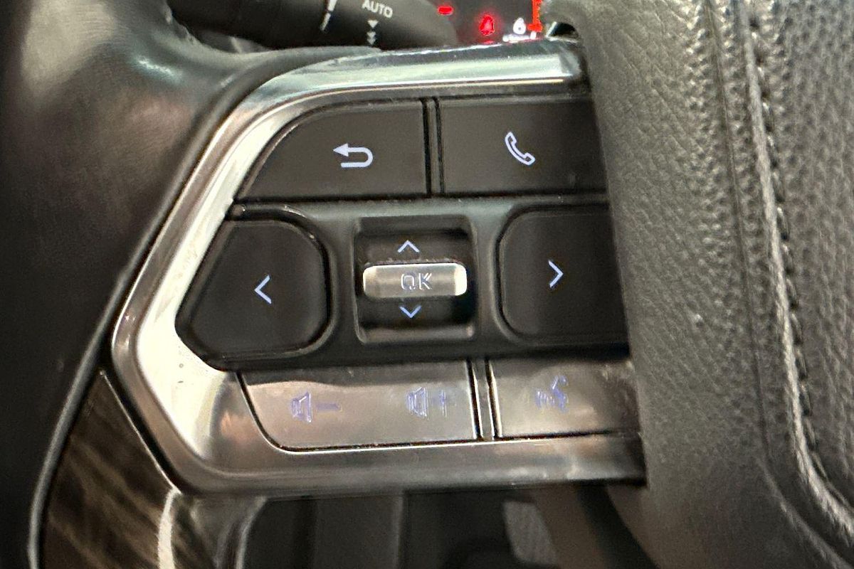 2022 Toyota Landcruiser Sahara FJA300R