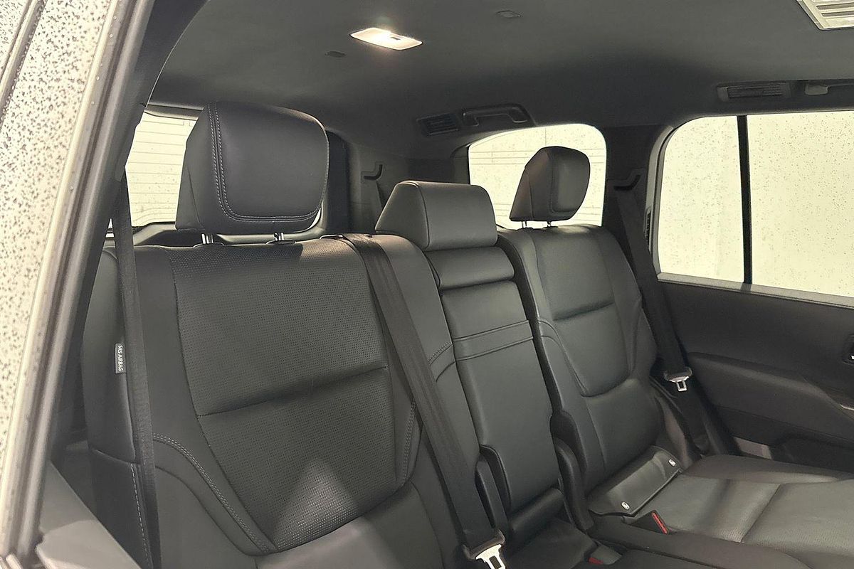 2022 Toyota Landcruiser Sahara FJA300R