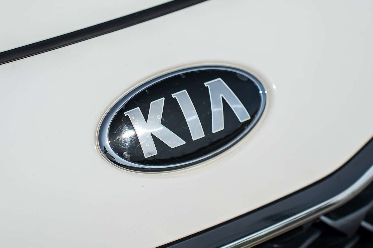 2020 Kia Sportage S QL