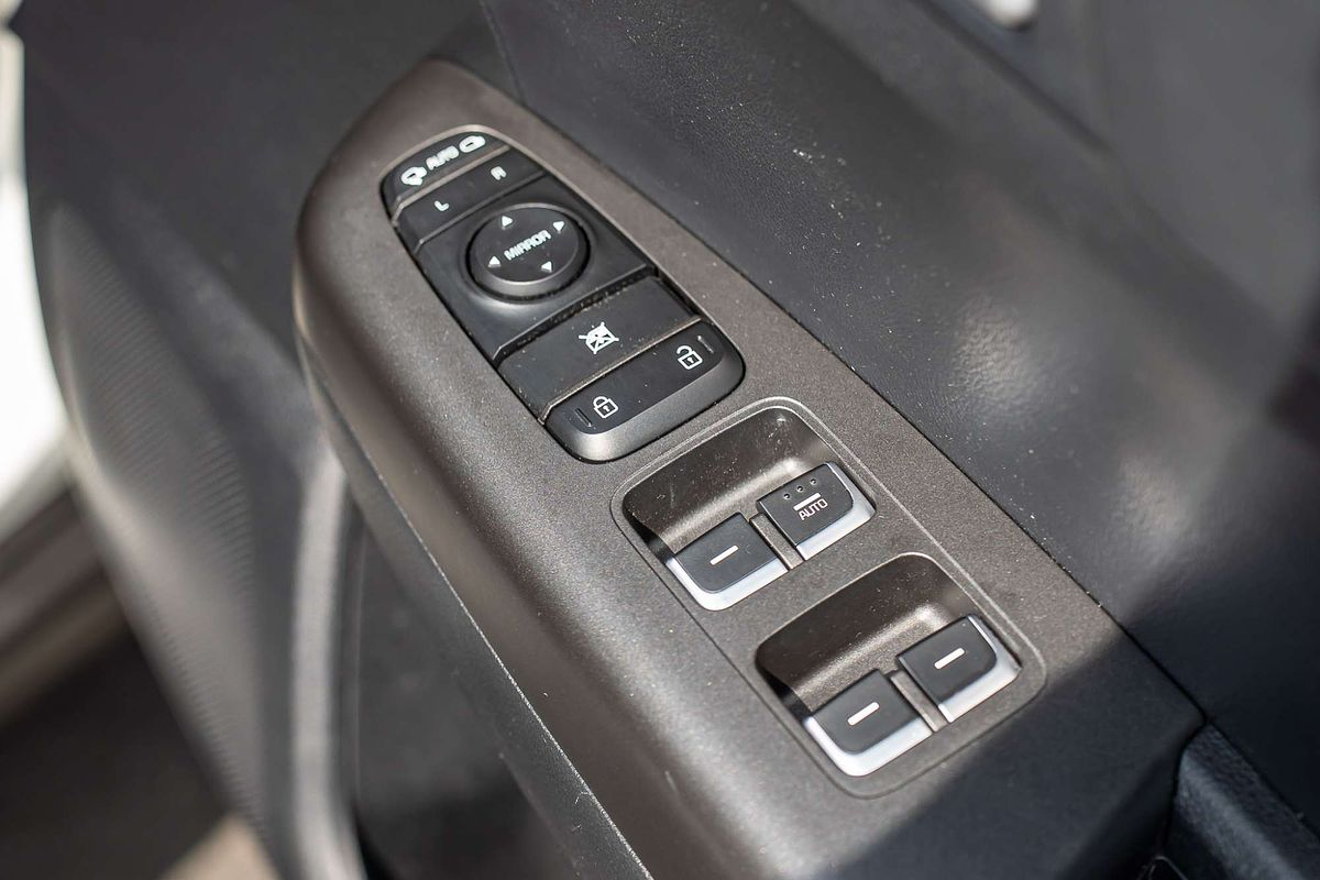 2020 Kia Sportage S QL