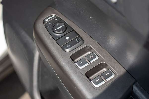 2020 Kia Sportage S QL