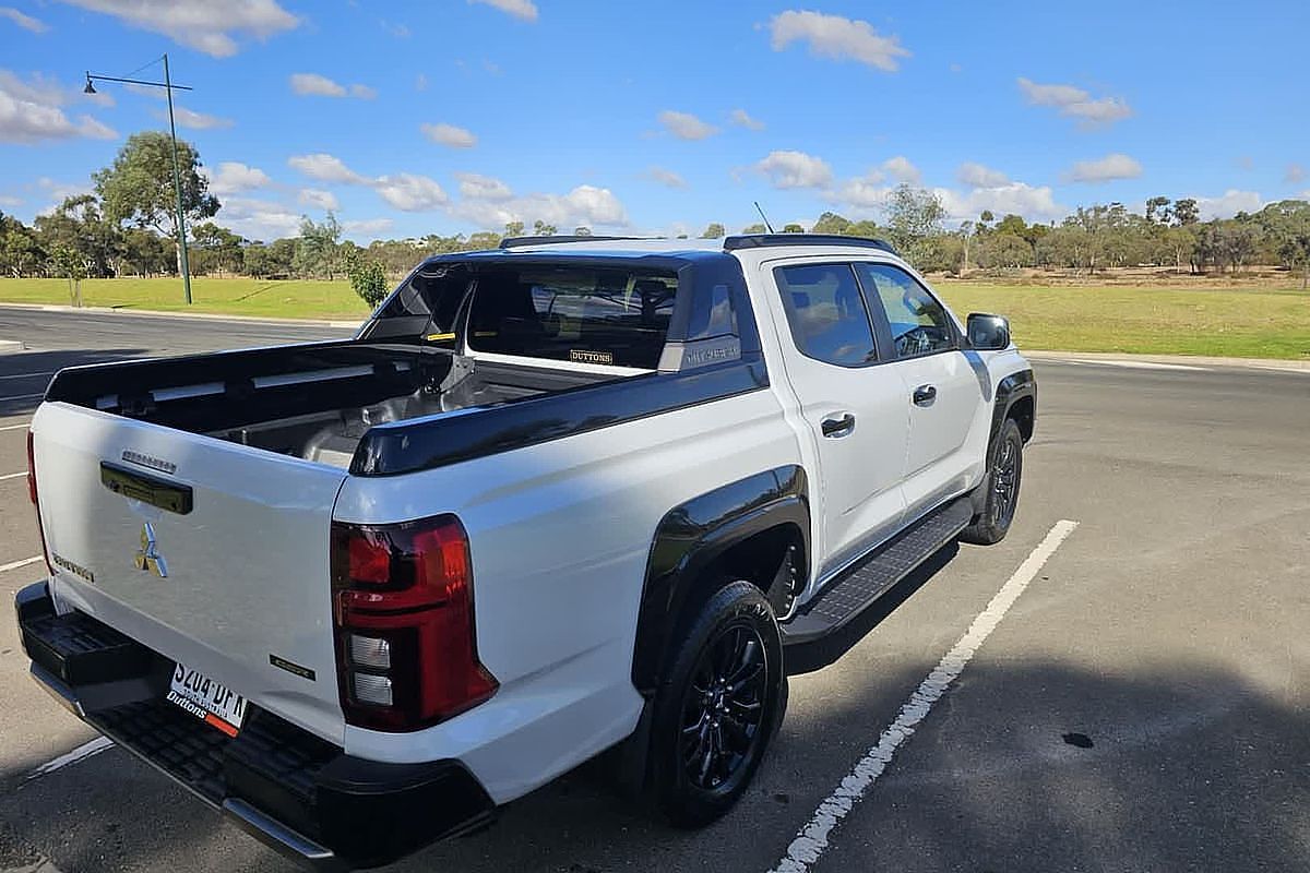 2024 Mitsubishi Triton GSR MV 4X4